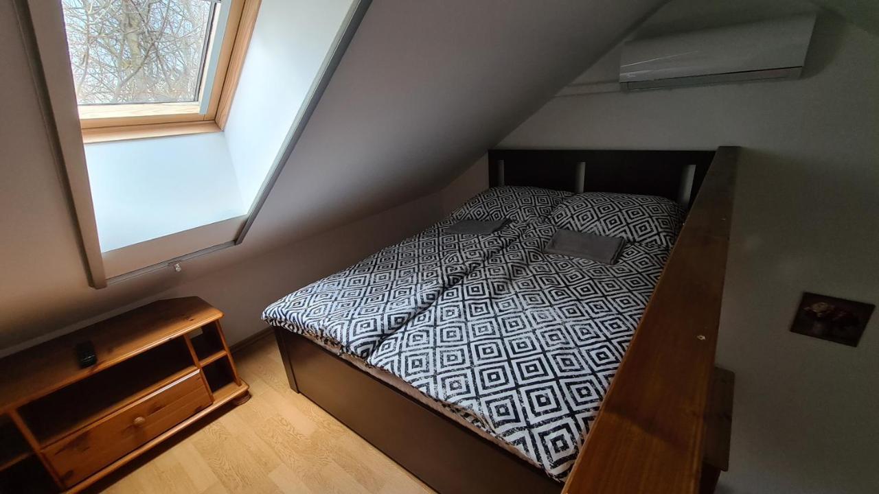 Gyulai Fuerdoe Apartman ภายนอก รูปภาพ