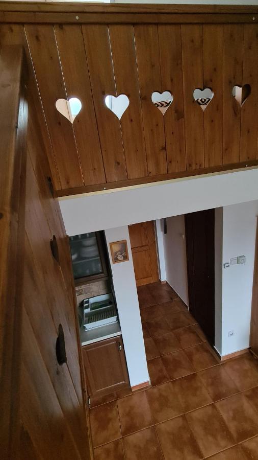 Gyulai Fuerdoe Apartman ภายนอก รูปภาพ